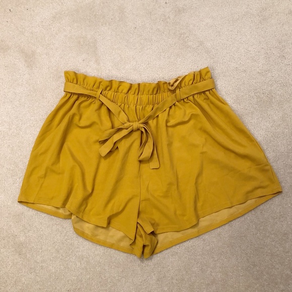 SHIEN Yellow High Waisted Shorts - Picture 2 of 4